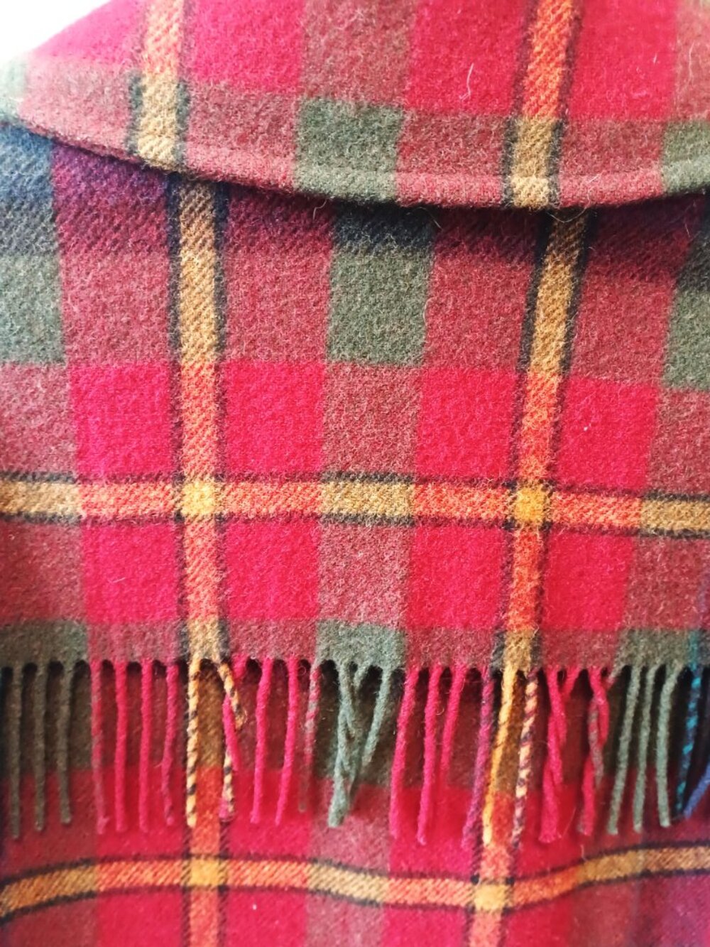 Vintage Eddie Bauer Women's Plaid Wool Fringed Buttoned Coat/Jacket - Picture 7 of 7
